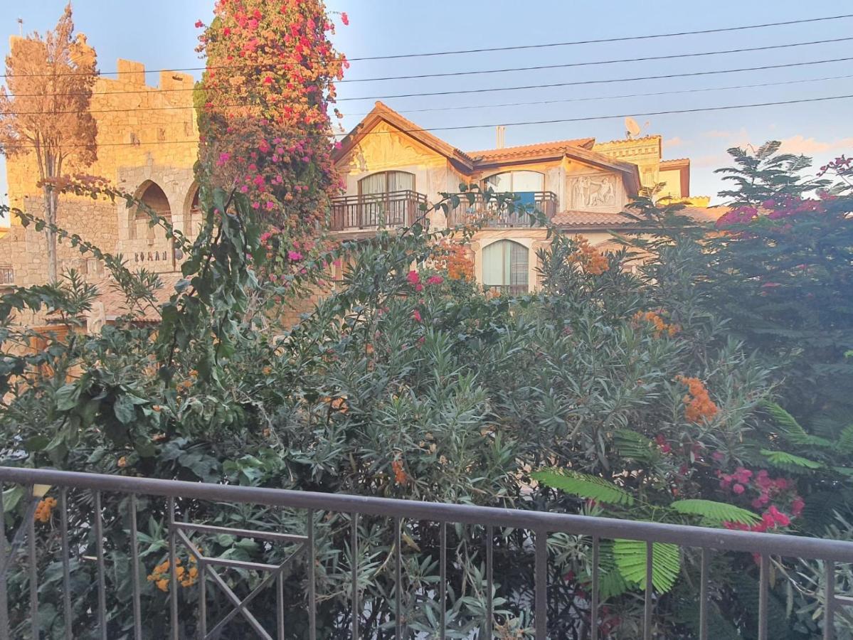 Ancient Paphos - Cozy Place Next To The Sea, Marina, Historical Sites, Buses, Mall, And Market エクステリア 写真